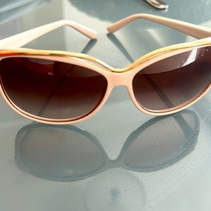 Authentic Gucci vintage sunglasses. Excellent condition.  Limited Edition.